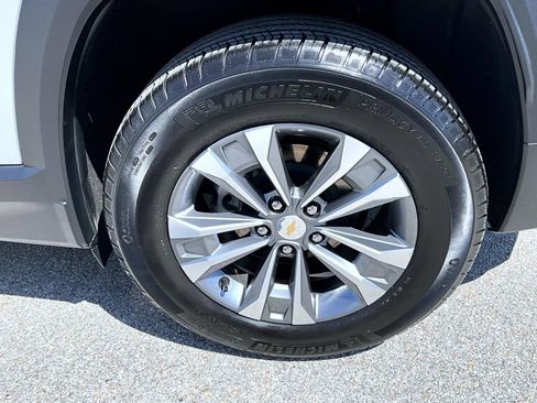 Certified 2025 Chevrolet Equinox LT AWD/4WD image 22