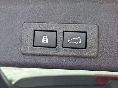 Certified 2024 Subaru Ascent Touring w/ Popular Package #2 image 15