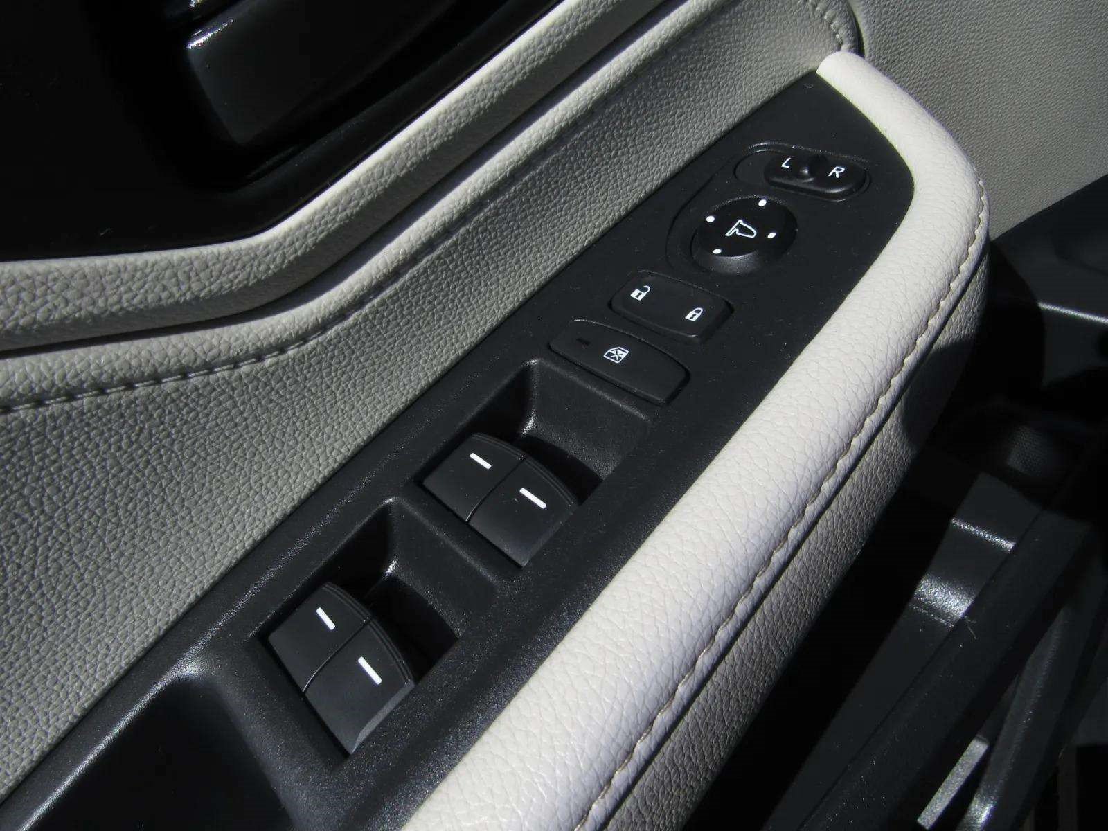 Used 2025 Honda Odyssey EX-L image 24