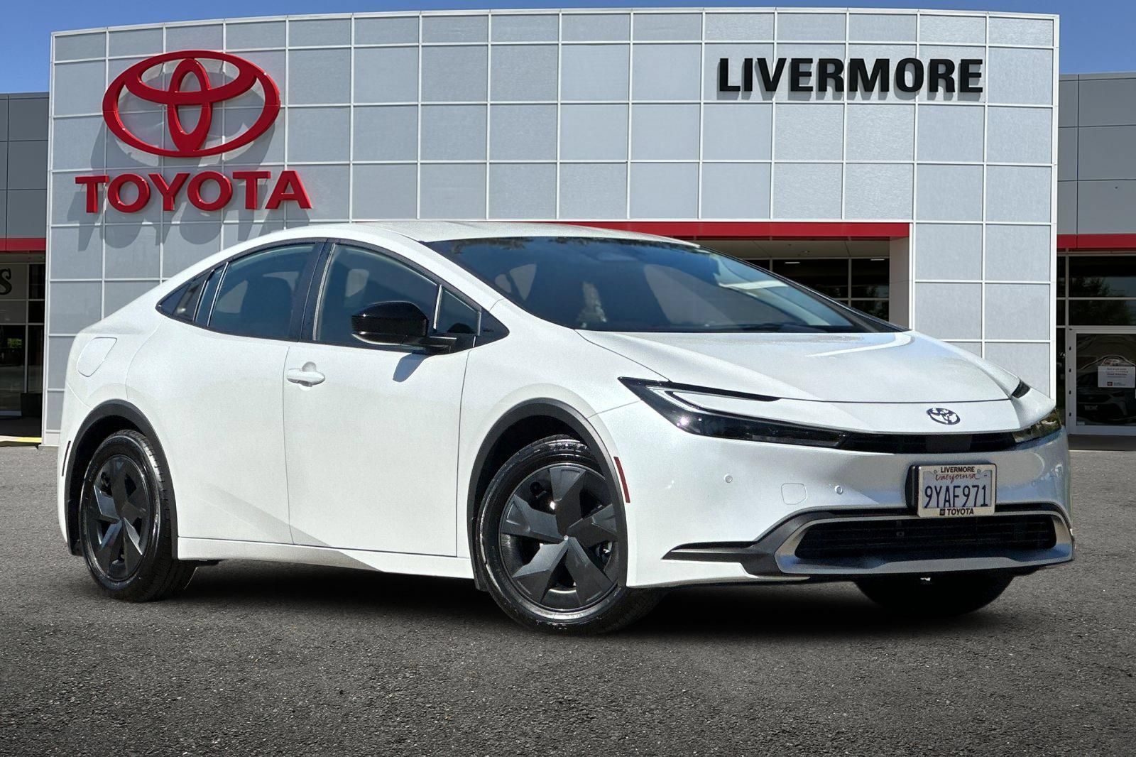 Certified 2026 Toyota Prius Plug-In Hybrid FWD image 2