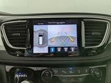 Used 2019 Chrysler Pacifica Limited image 5