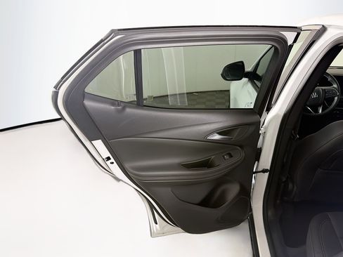 Used 2025 Buick Encore GX Preferred FWD image 26
