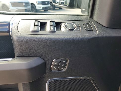 Used 2021 Ford F350 Platinum image 27