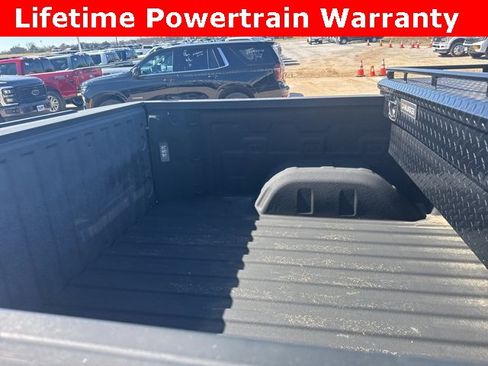 Used 2021 Chevrolet Silverado 1500 LTZ image 6