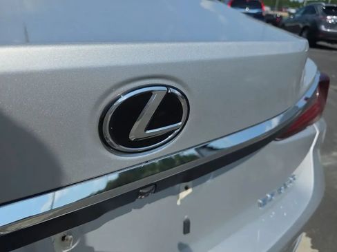 Used 2020 Lexus ES 350 w/ Accessory Package FWD image 10