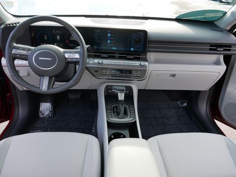 Certified 2025 Hyundai Kona SEL image 20