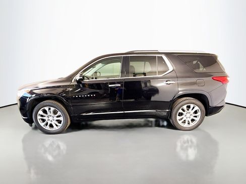 Used 2018 Chevrolet Traverse Premier w/ Driver Confidence II Package FWD image 6