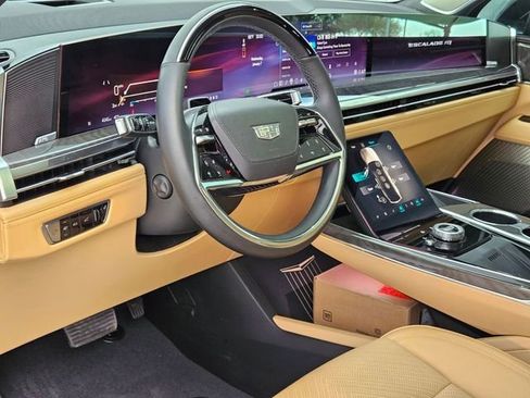 New 2025 Cadillac Escalade IQ Luxury 2 image 10