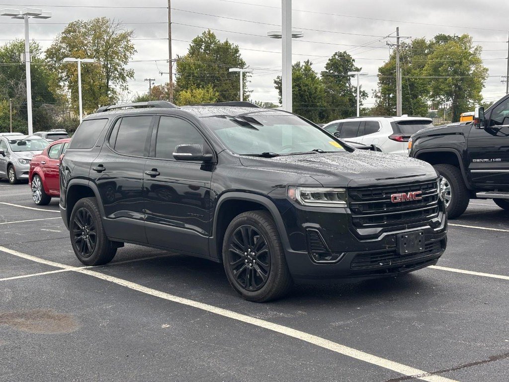 Used 2023 GMC Acadia SLT w/ Elevation Edition FWD image 3