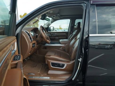 Used 2022 RAM 1500 Limited image 12