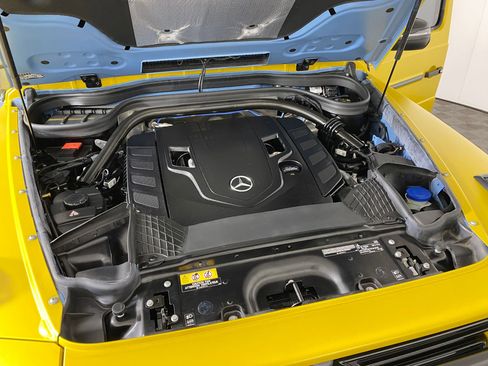 Used 2023 Mercedes-Benz G 550 image 32