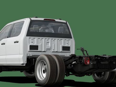 New 2025 Ford F550 XL image 24