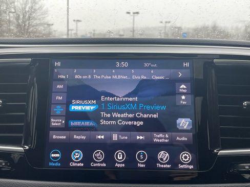 Used 2019 Chrysler Pacifica Touring-L Plus w/ Advanced Safetytec Group image 46