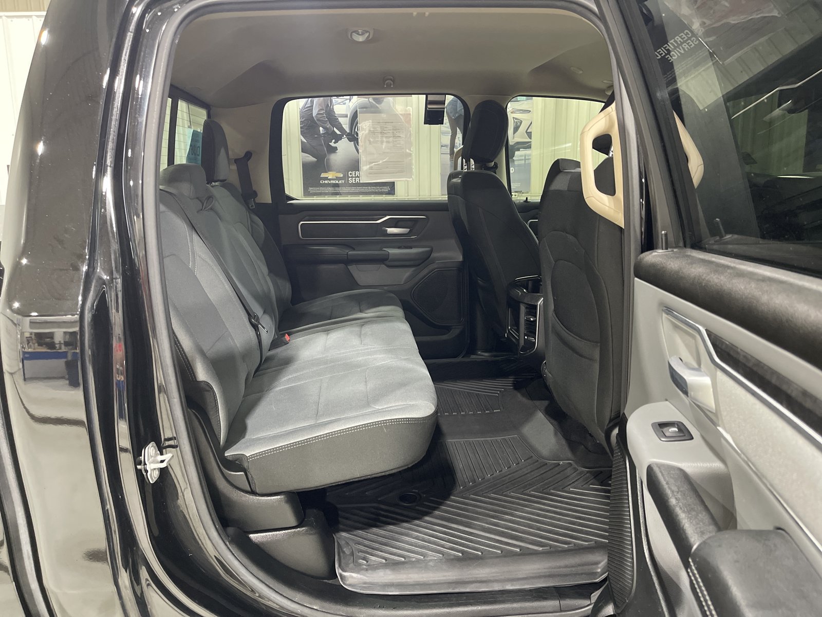 Used 2019 RAM 1500 Big Horn AWD/4WD image 16