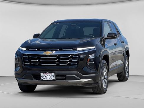 Used 2025 Chevrolet Equinox LT FWD image 6