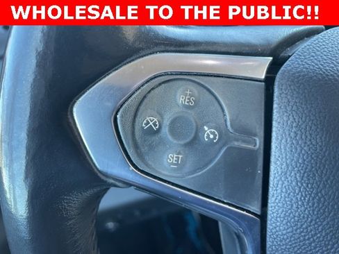 Used 2020 Chevrolet Traverse LT image 13