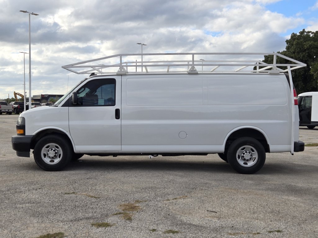 Used 2020 Chevrolet Express 2500 Extended w/ Communications Package RWD image 4