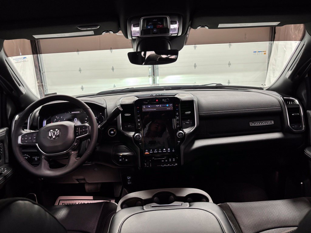 Used 2026 RAM 2500 Laramie AWD/4WD image 37