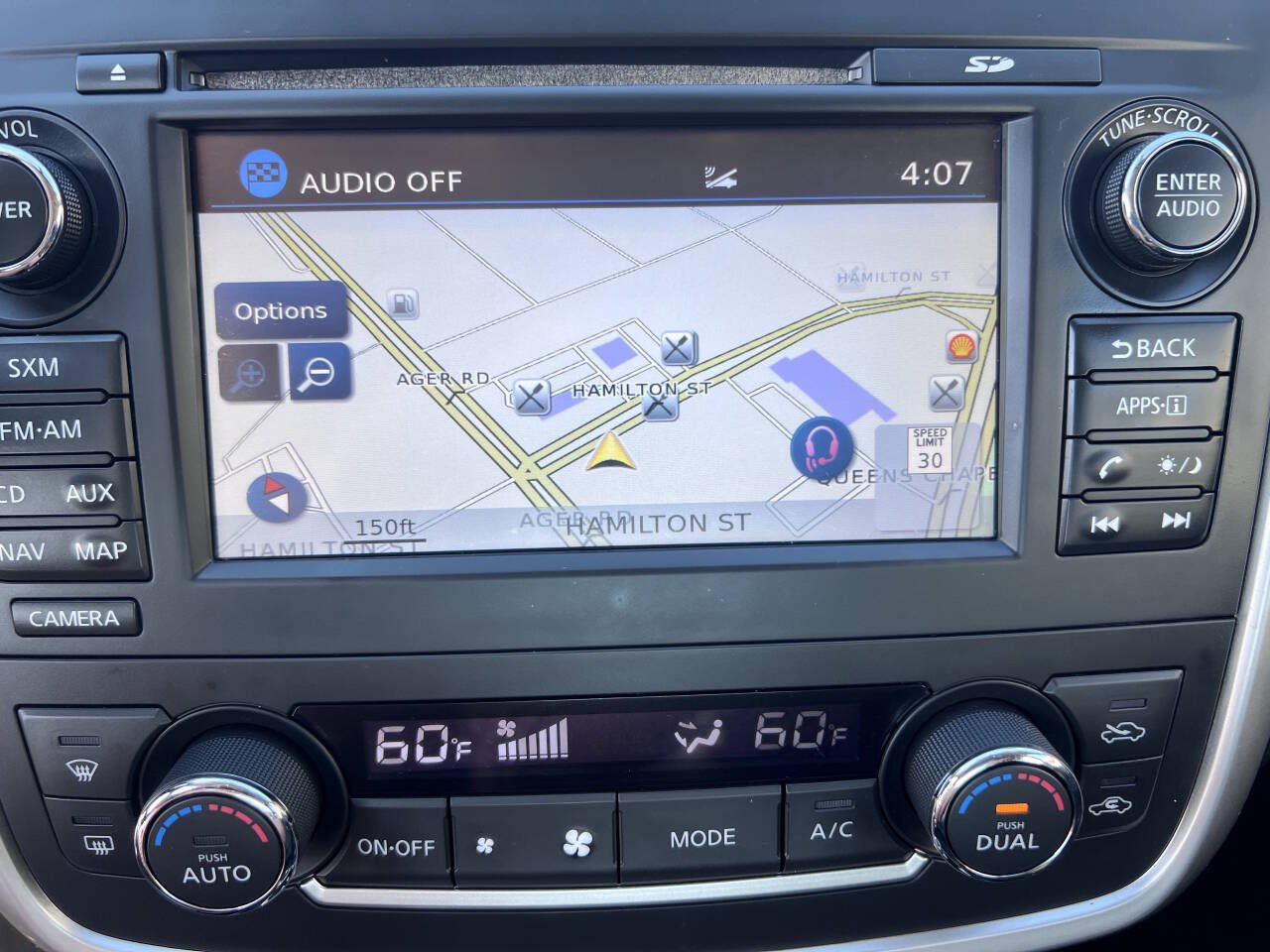 Used 2016 Nissan Altima 2.5 SL w/ 2.5 Technology Package FWD image 12