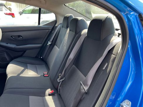 Used 2025 Nissan Sentra SV FWD image 37