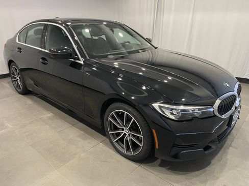 Used 2020 BMW 330i xDrive Sedan w/ Driving Assistance Package AWD/4WD image 3