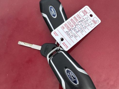 Used 2017 Ford F150 Lariat image 19