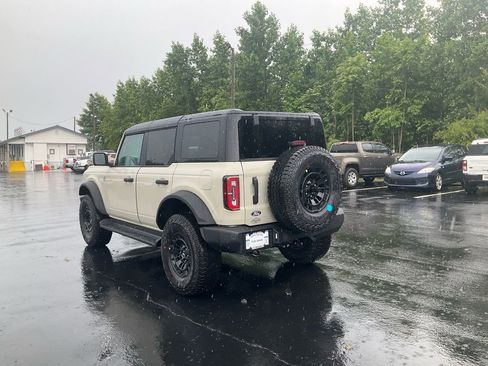New 2026 Ford Bronco Outer Banks w/ Sasquatch Package AWD/4WD image 7