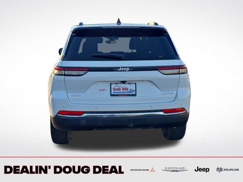 Used 2025 Jeep Grand Cherokee Limited w/ Trailer Tow Package image 4