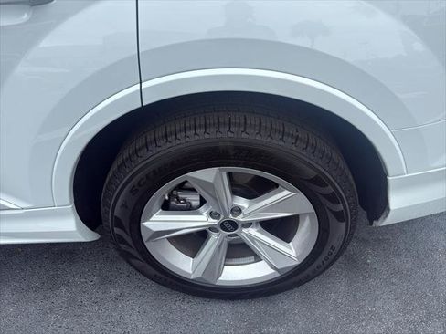 Certified 2026 Audi Q7 3.0T Premium AWD/4WD image 6