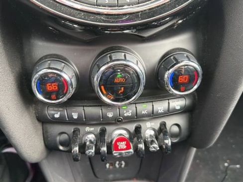 Used 2015 MINI Cooper 2-Door Hardtop image 13