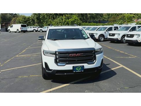 Used 2023 GMC Acadia AT4 w/ Technology Package image 3