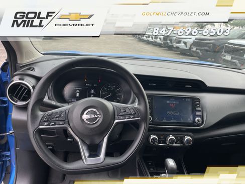 Used 2024 Nissan Kicks SV FWD image 17