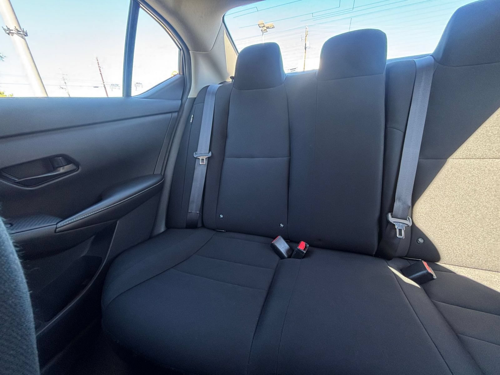 Used 2025 Nissan Sentra S FWD image 36