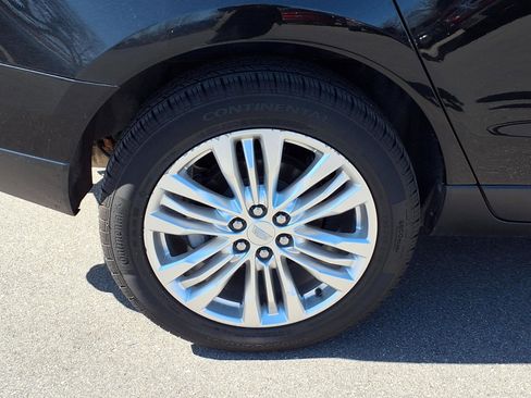 Used 2015 Cadillac SRX Premium image 26