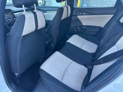 Used 2019 Honda Civic EX image 26