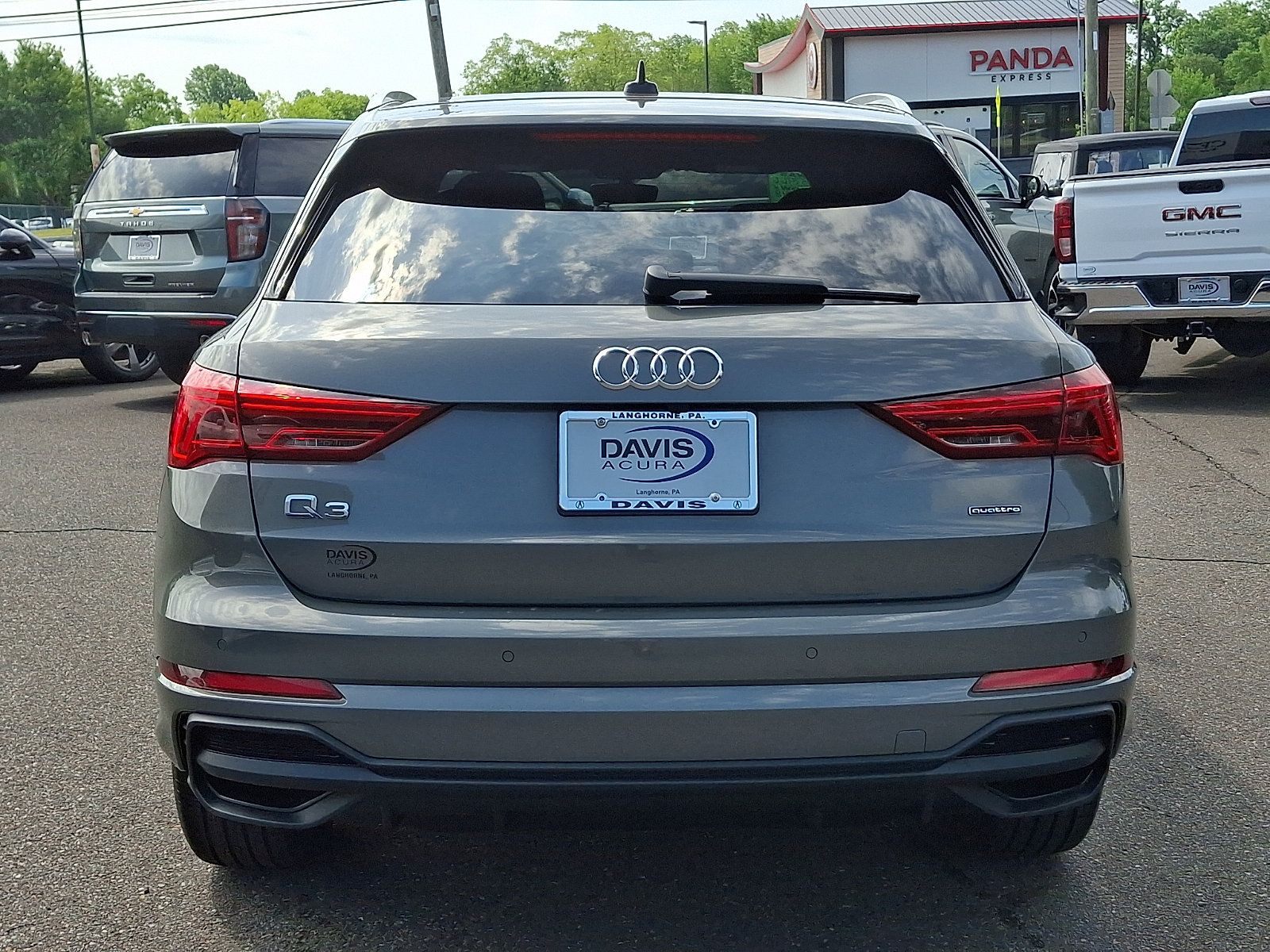 Used 2025 Audi Q3 2.0T Premium AWD/4WD image 5