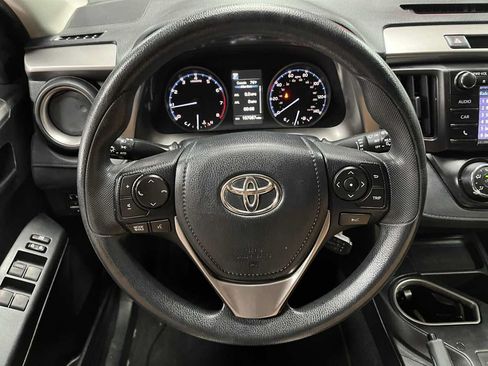 Used 2017 Toyota RAV4 LE w/ Carpet Mat Package AWD/4WD image 12