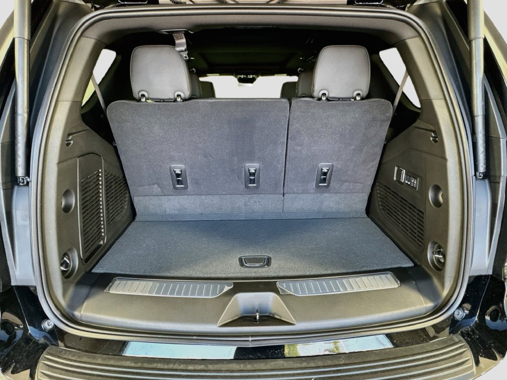 New 2027 Chevrolet Tahoe High Country AWD/4WD image 28