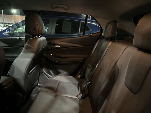 Used 2024 Buick Encore GX Preferred image 11