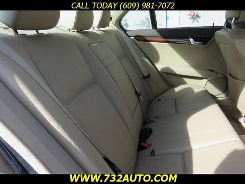 Used 2011 Mercedes-Benz C 300 C 300 Sport 4MATIC AWD 4dr Sed image 17
