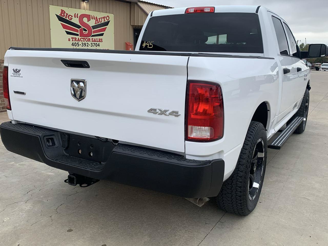 Used 2015 RAM 1500 Tradesman w/ Popular Equipment Group AWD/4WD image 2