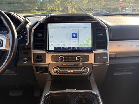 Used 2022 Ford F350 Lariat w/ Lariat Ultimate Package RWD image 16