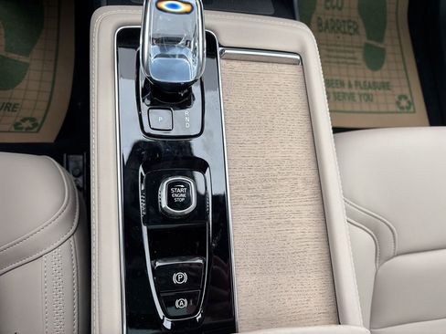 New 2026 Volvo XC90 B6 Plus w/ Protection Package Premier AWD/4WD image 30