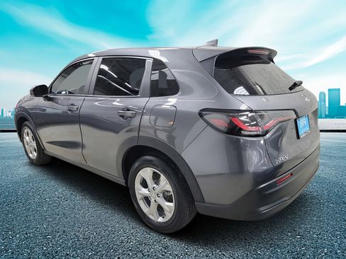 Certified 2025 Honda HR-V LX image 4