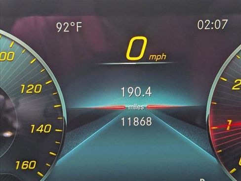 Used 2022 Mercedes-Benz E 350 Sedan image 3