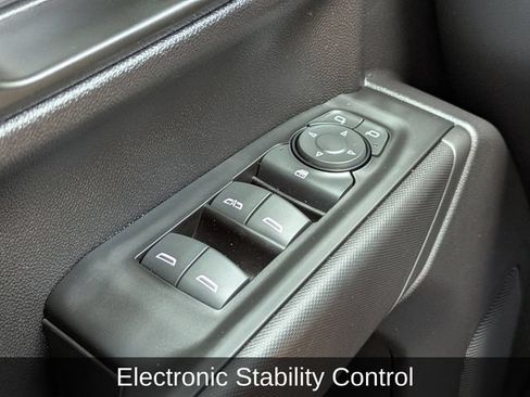 Used 2024 Chevrolet Silverado 1500 Custom Trail Boss w/ LPO, Dark Essentials Package AWD/4WD image 27