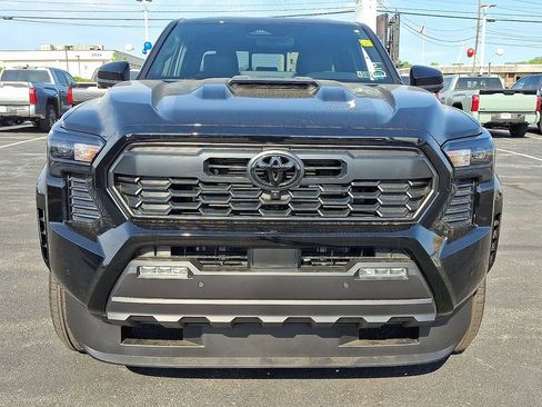 New 2026 Toyota Tacoma TRD Sport AWD/4WD image 2