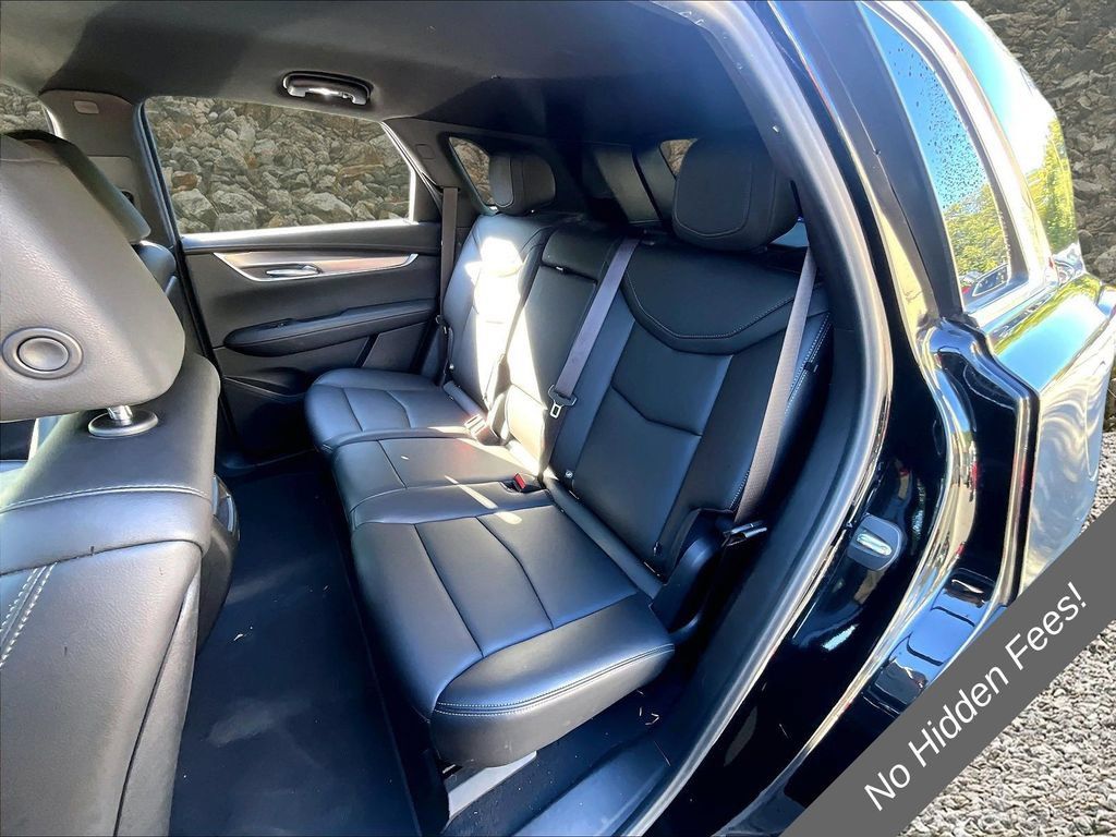 Used 2022 Cadillac XT5 Luxury AWD/4WD image 22