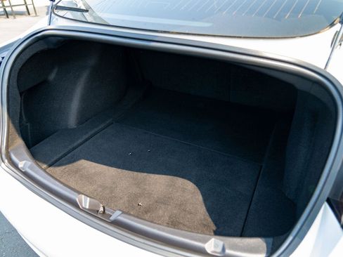 Used 2019 Tesla Model 3 Standard Range Plus RWD image 23