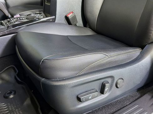 Used 2023 Toyota 4Runner 40th Anniversary SE image 21